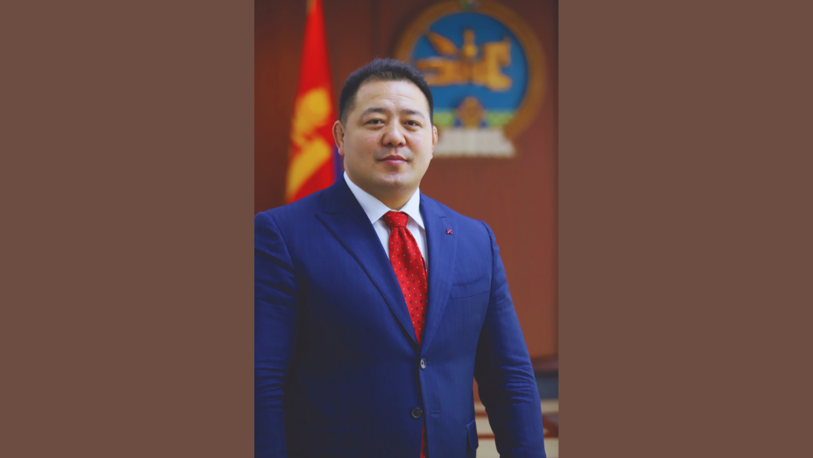 Б.Ариун-Эрдэнэ: Залуучуудаа манлайлаад ажиллахад болохгүй бүтэхгүй юм зөндөө гарсан ч нэг зүгт харах хамгийн чухал гэдгийг ойлгуулж, ойлголцож, нэгдэж чадсан маань хамгийн том ололт юм даа