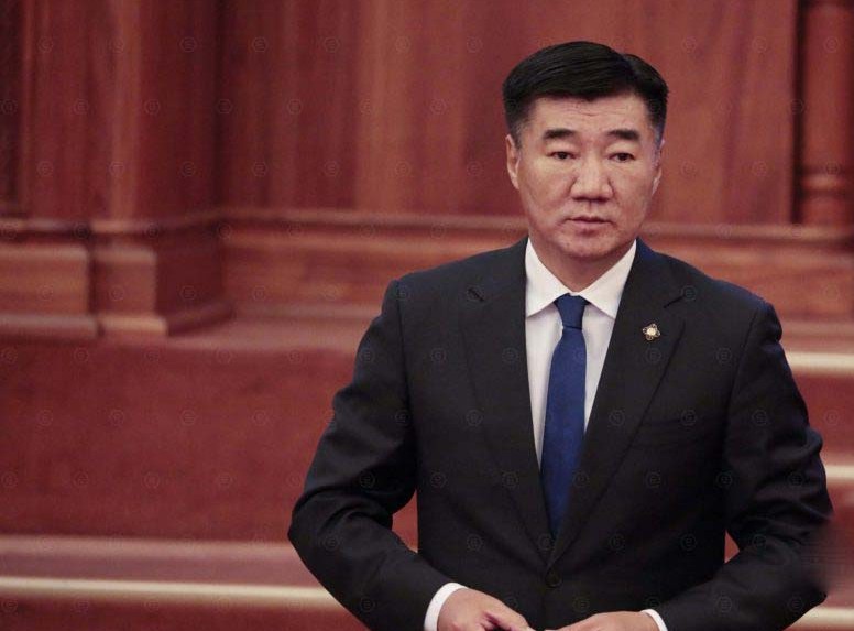 С.Бямбацогт: Алслагдсан бүс нутагт үүрэг гүйцэтгэж байгаа цэргийн алба хаагчдаа дэмжинэ