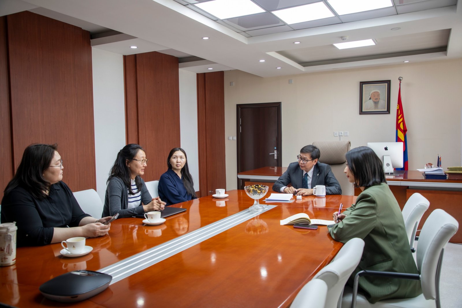 Сургууль, цэцэрлэгийн барилгын дулаан алдагдалтыг бууруулах арга хэмжээг хэрэгжүүлнэ