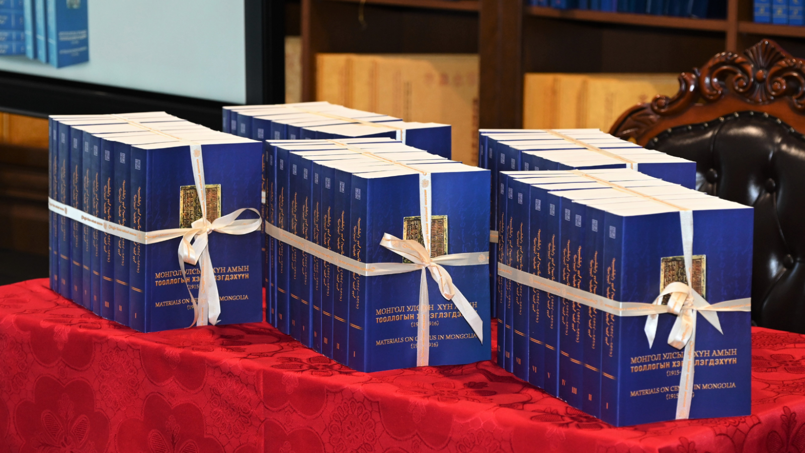 Бүгд Найрамдах Польш улсад хадгалагдаж буй Монгол Улсын анхны хүн амын түүхэн баримтуудыг эмхэтгэн хэвлүүллээ
