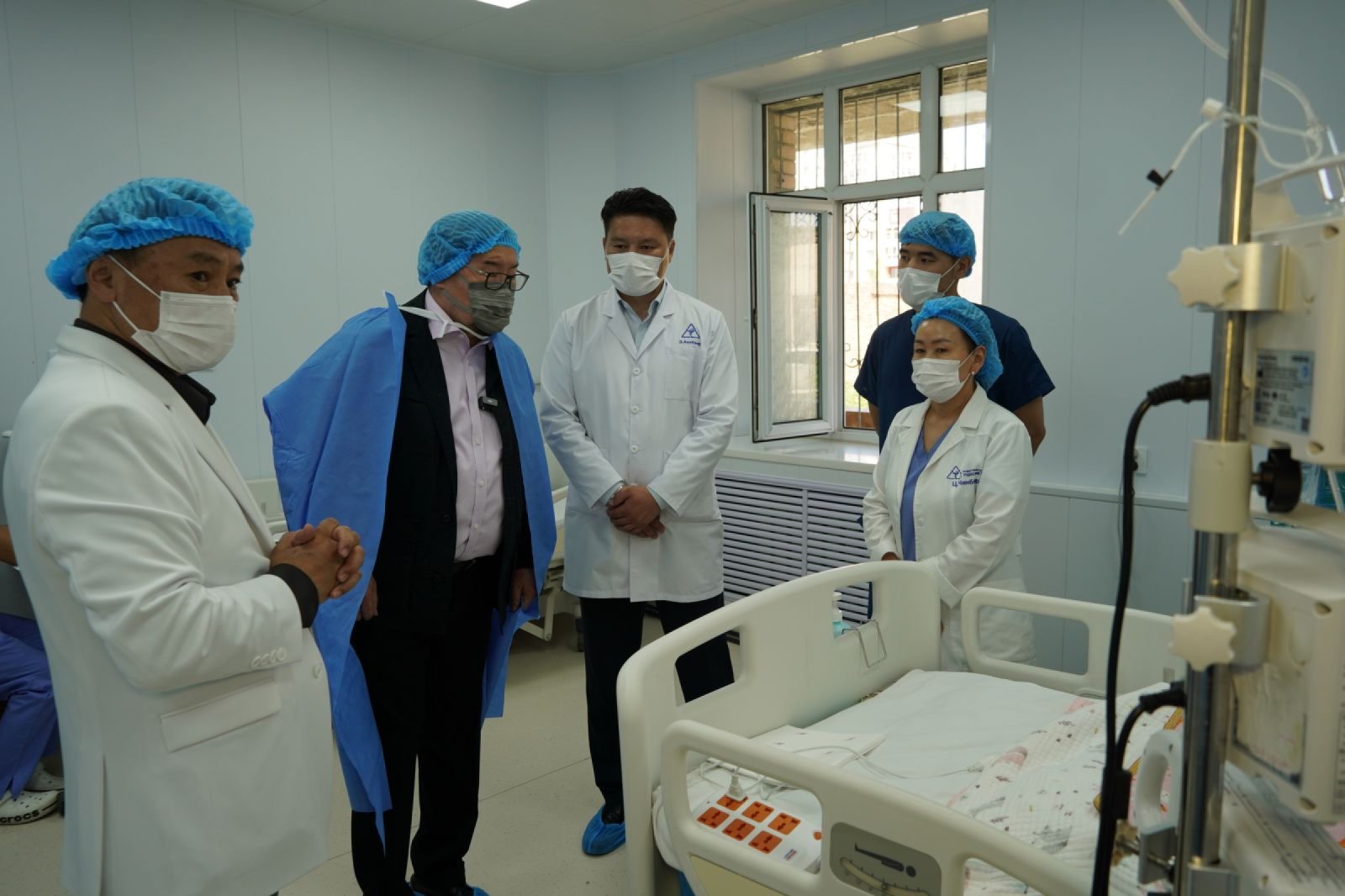 Ерөнхий сайд Г.Занданшатар өндөржүүлсэн бэлэн байдлын зэрэгт шилжиж, улаанбурхан өвчний тархалтыг хязгаарлах үүрэг өглөө