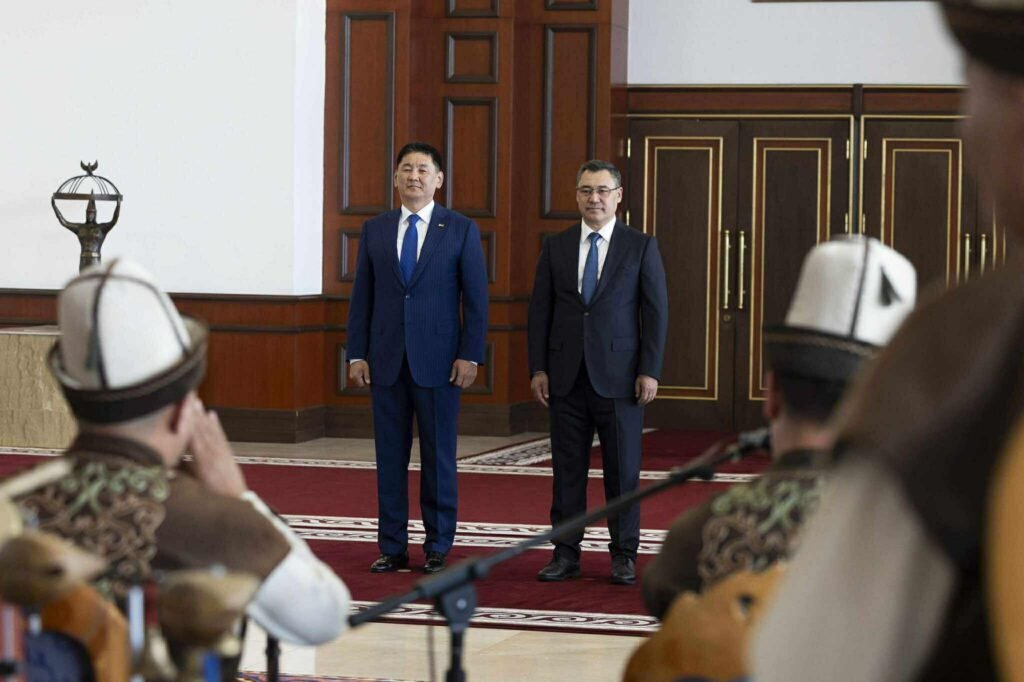 Монгол Улсын Ерөнхийлөгчийн Киргиз Улсад хийх төрийн айлчлал эхэллээ