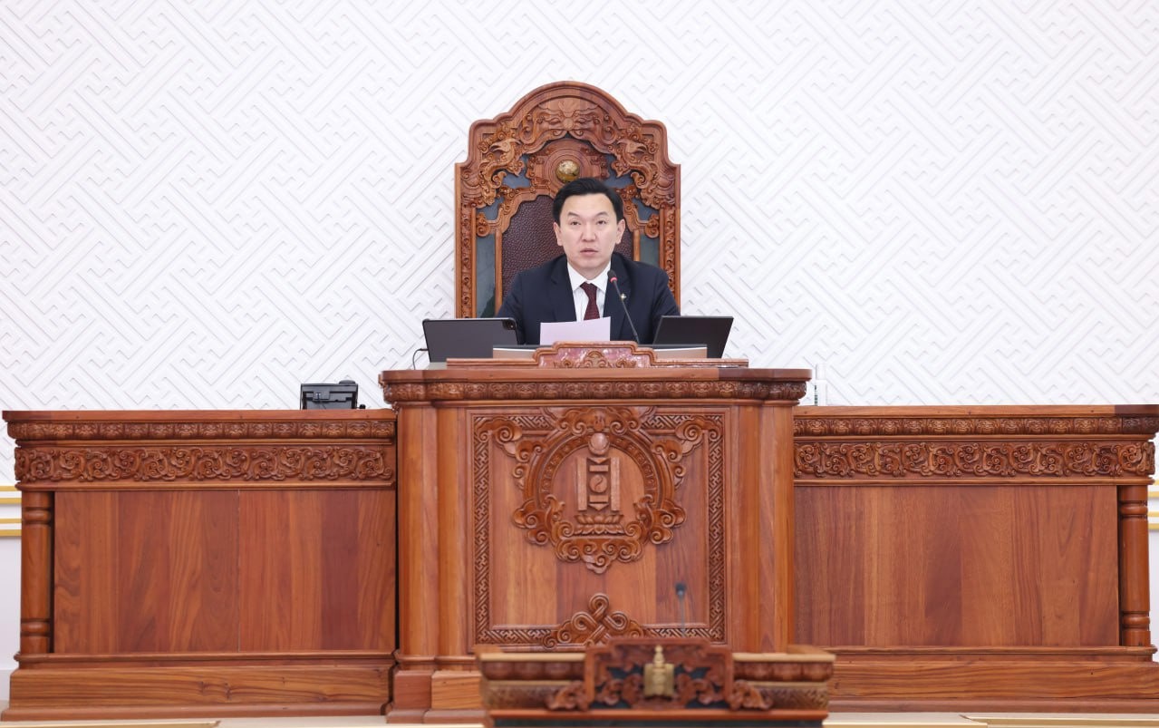 Монголбанкны Ерөнхийлөгчийг томилох, чөлөөлөх тухай асуудлыг хэлэлцэв